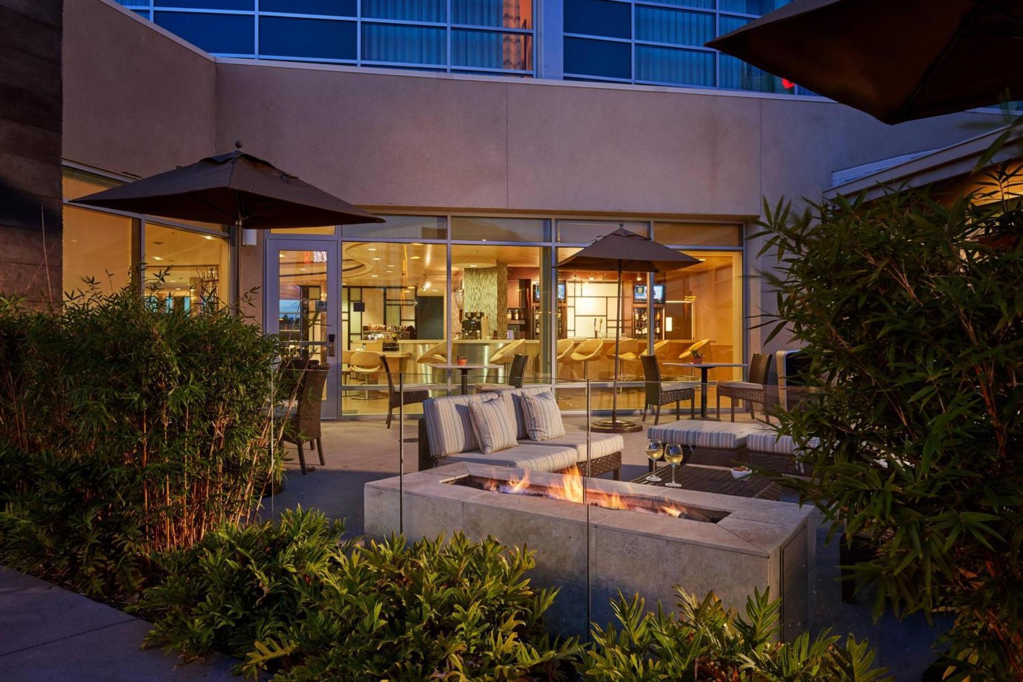Courtyard By Marriott San Jose North/ Silicon Valley Eksteriør billede